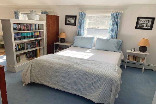 Building Photo - 166 Hog Creek Rd