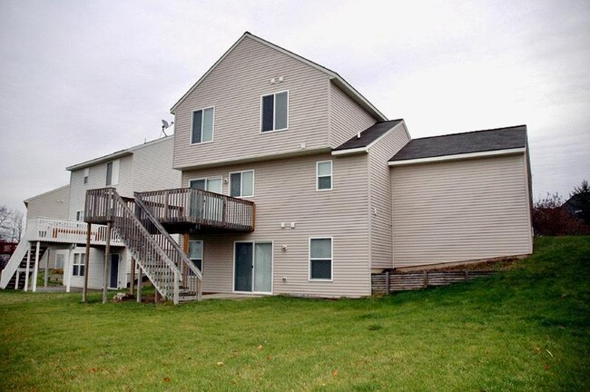 Building Photo - 5867 Timberlake Dr SE