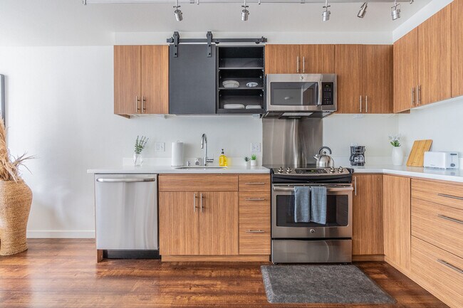 Building Photo - 2407 E Union St