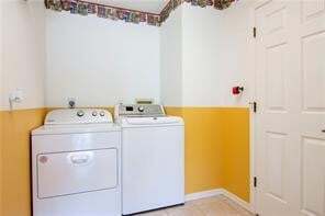 Building Photo - 110 Duban St