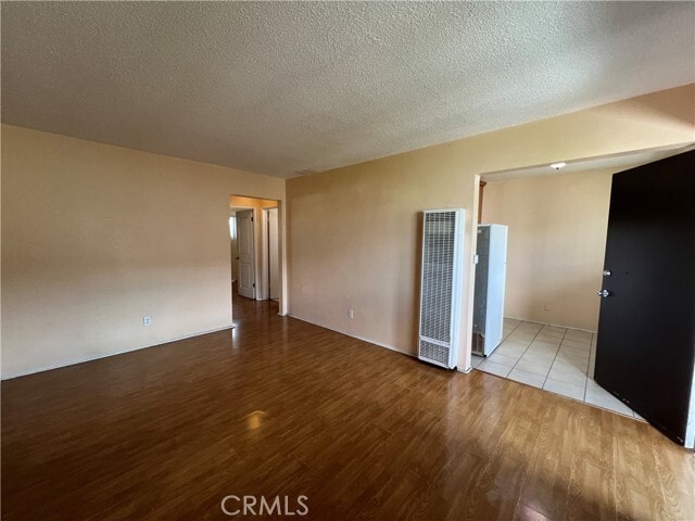 Building Photo - 4387 W 134th St