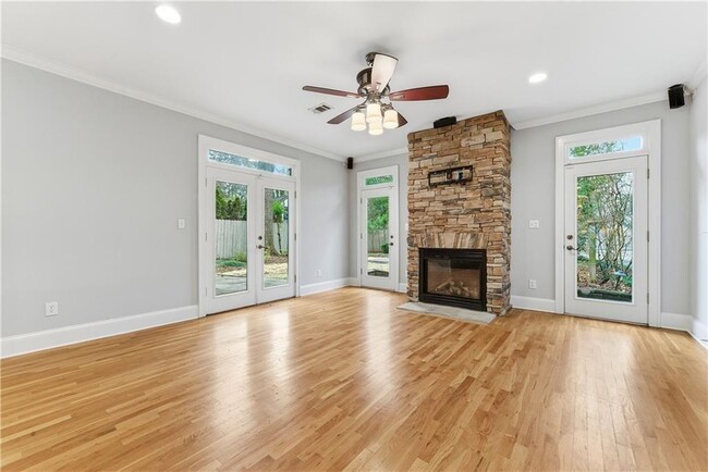 Building Photo - 685 E Morningside Dr NE