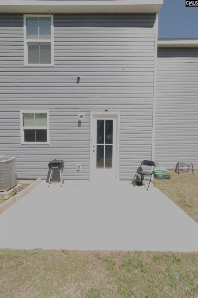 Building Photo - 385 Saskatoon Dr