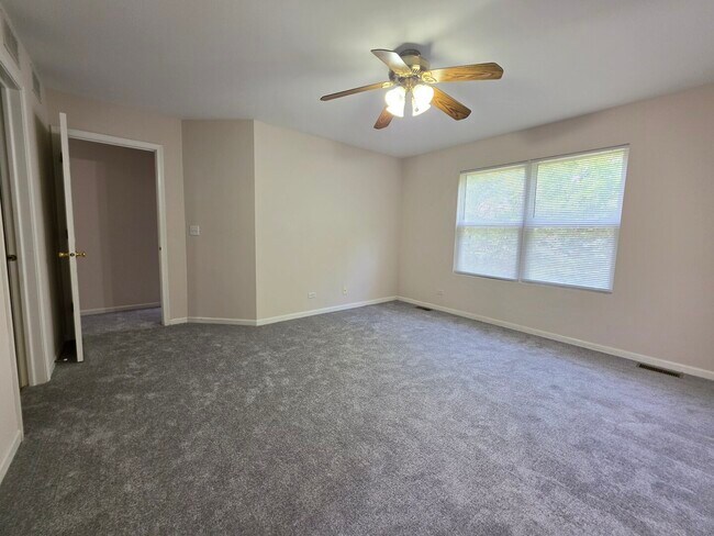 Building Photo - 4036 Boulder Ct