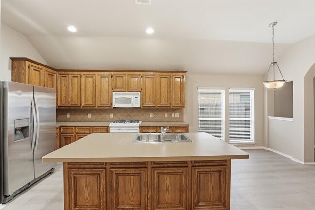 Building Photo - 20931 Hamlet Ridge Ln
