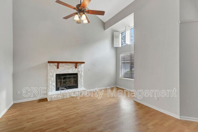 Building Photo - 1411 Oaklanding Rd