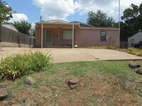 Building Photo - For Sale or For Rent - Owner will Finance ...