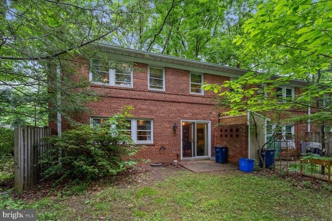Building Photo - 8532 Geren Rd