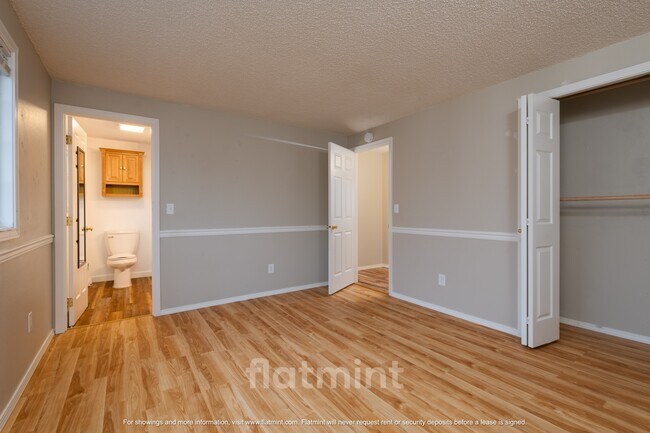 Building Photo - 2508 104th Pl SE