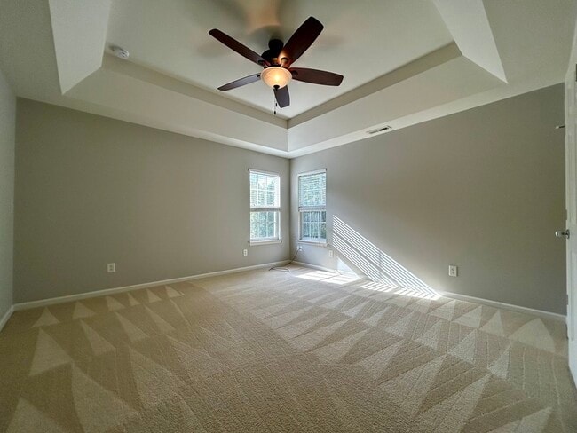 Building Photo - 5915 Parkstone Drive