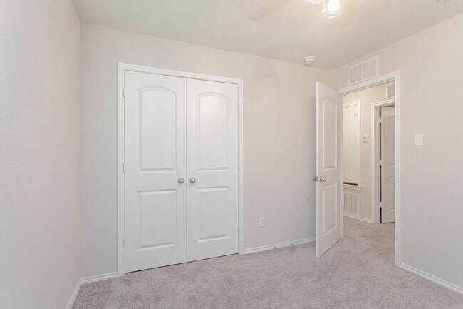 Building Photo - 632 Reinhardt Blvd