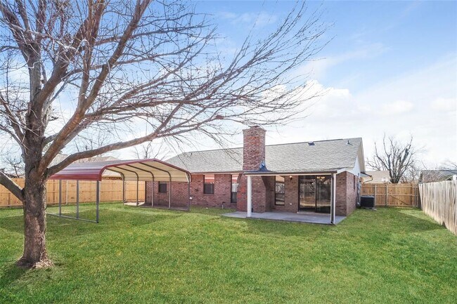 Building Photo - 1805 Barb Dr