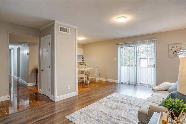 Building Photo - 5809 Harvest Hill Rd