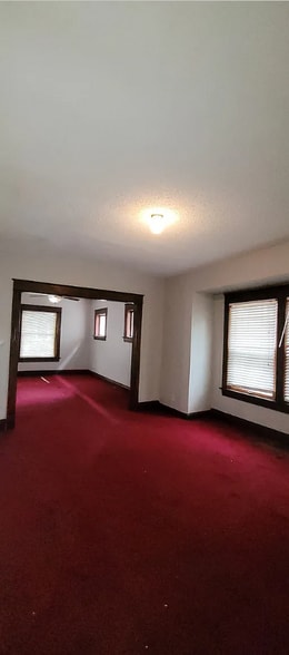 Building Photo - 3222 Charlotte St