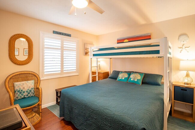 Building Photo - OCEANFRONT OFF-SEASON MONTHLY RENTAL - OCT...