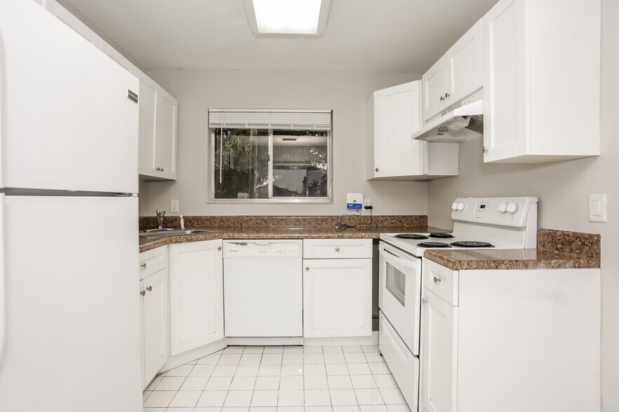 Building Photo - 12340 SW 207th Terrace
