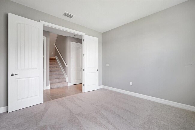 Building Photo - 2561 Buckthorn Lp