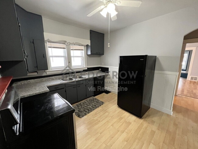 Building Photo - 719 Stocking Ave NW