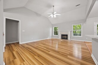 Building Photo - Spacious 3BR/3BA + 2 Bonus Rooms | $2,500/...