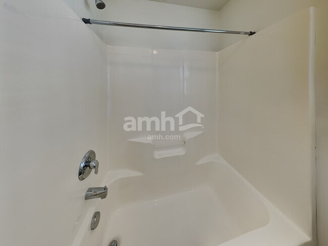 Building Photo - 6747 Thistle Down Dr