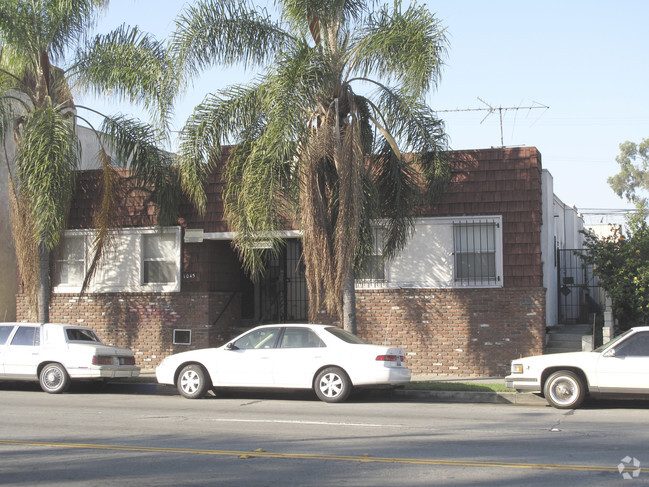 Primary Photo - The Courtyards in Long Beach