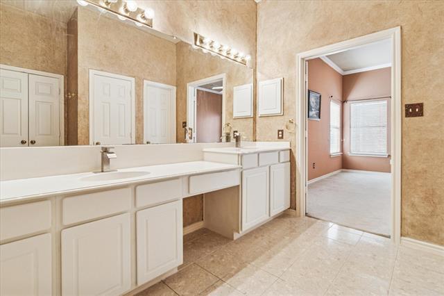 Building Photo - 3104 Sawtooth Dr