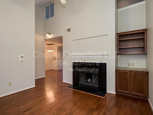 Building Photo - 424 Mather Green Ave