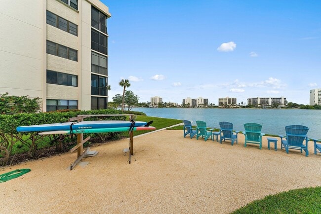 Building Photo - 19800 Sandpointe Bay Dr