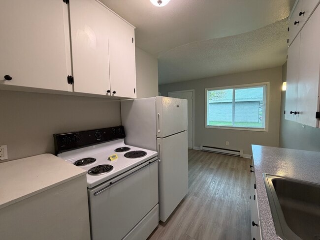 Building Photo - Gardenside Apartments