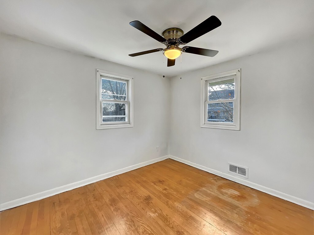 Building Photo - 1832 N Culpeper St