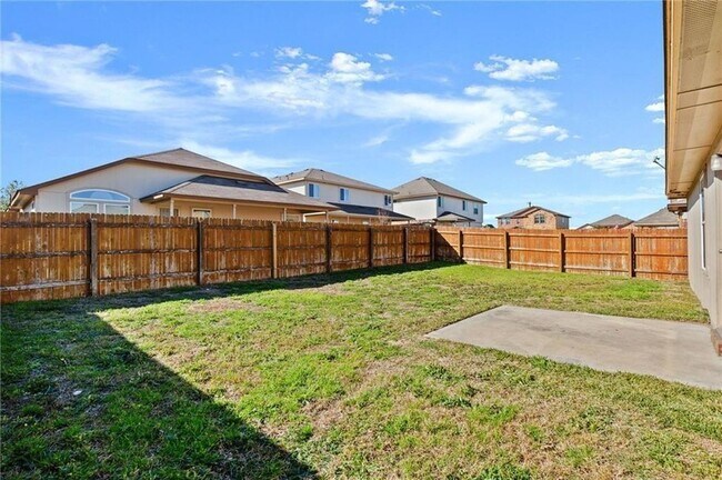 Building Photo - 112 Hondo Gap Ln