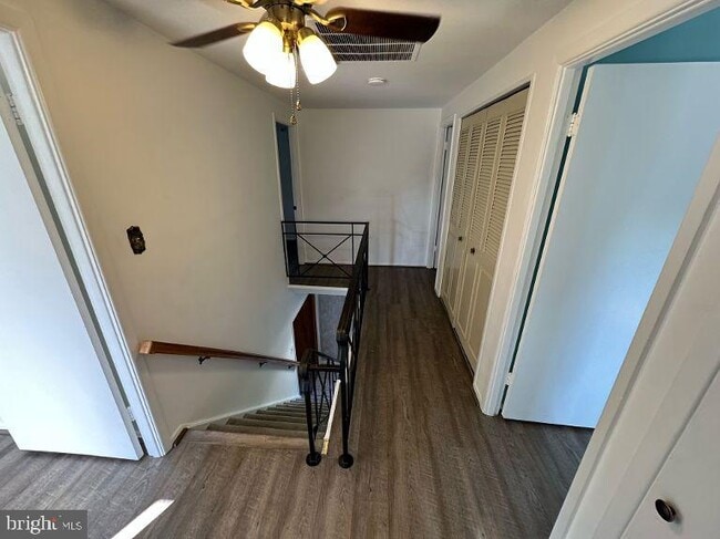 Building Photo - 2901 Tarragon Ln