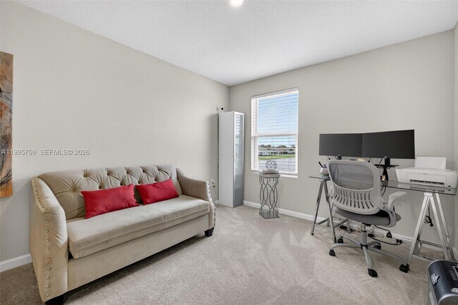 Building Photo - 220 Raspberry Rd