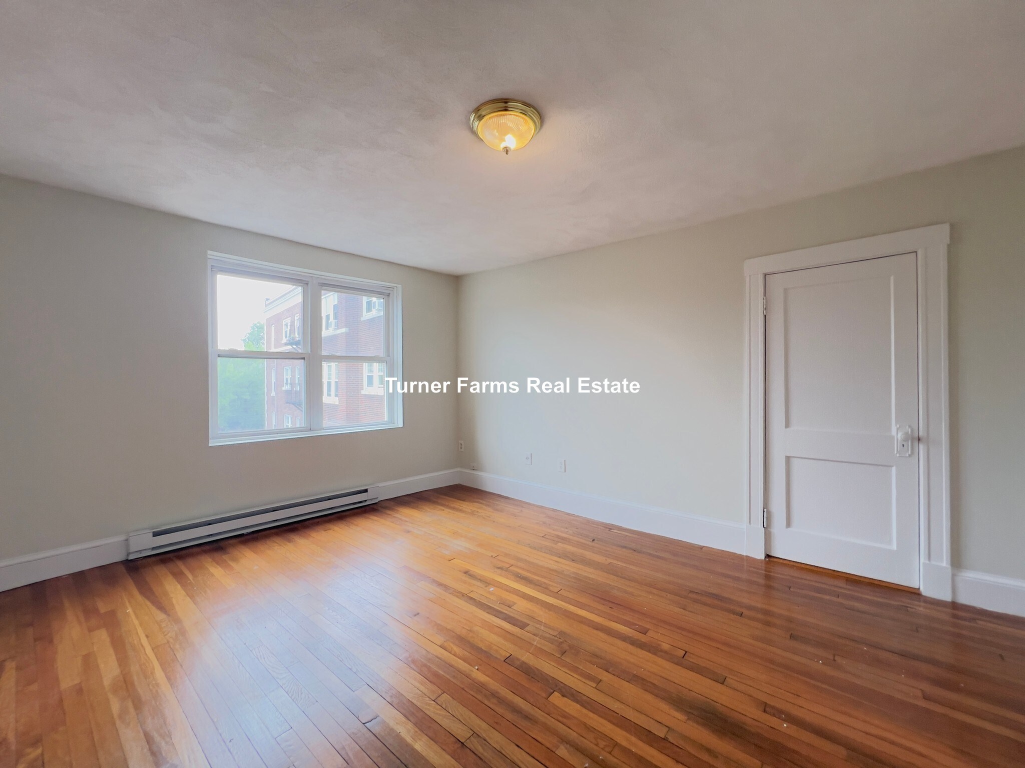 Building Photo - 402A Highland Ave