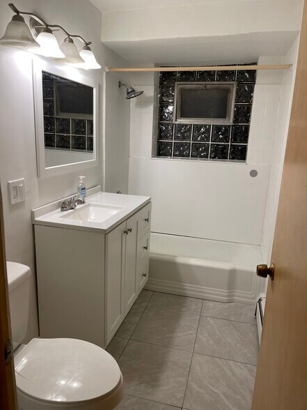 Bathroom - 3307 Highland Ave