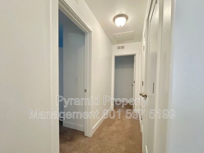 Building Photo - 836 E 340 S