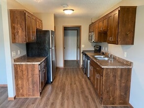 Building Photo - Spacious 2 Bedroom + Loft Townhouse in Sauk Rapids