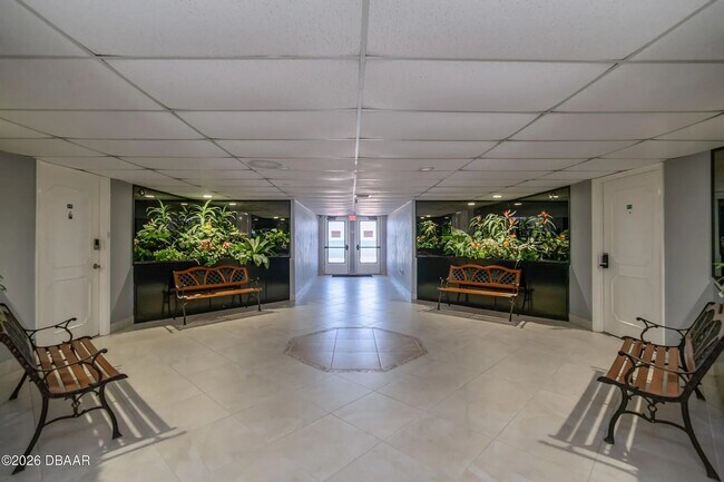 Building Photo - 1513 Ocean Shore Blvd