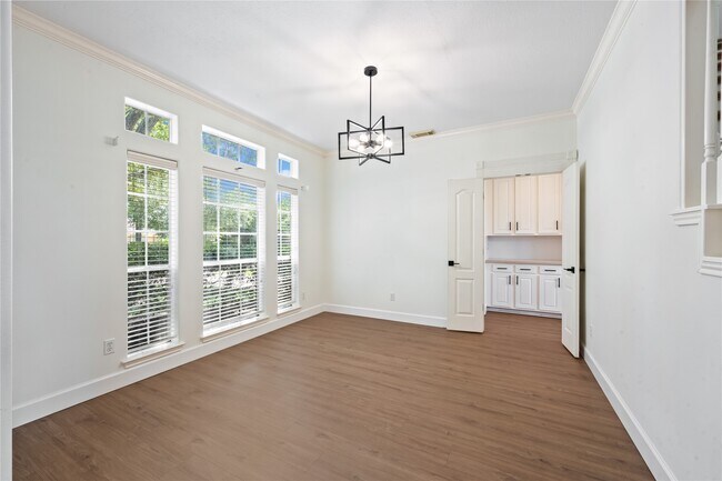 Building Photo - 17314 Laguna Trail Dr
