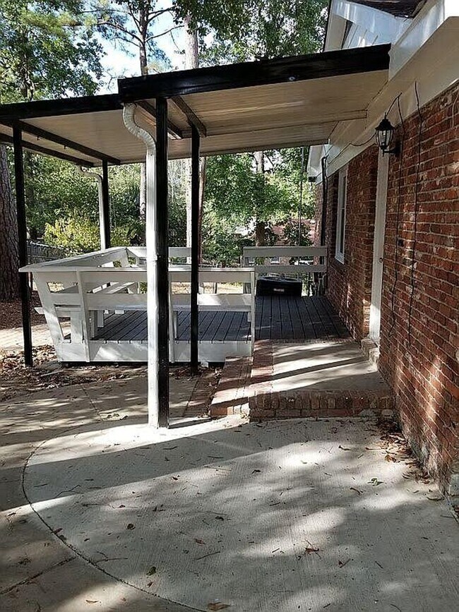 Building Photo - 4 bedroom 3 bath NE Columbus/ Ft. Moore