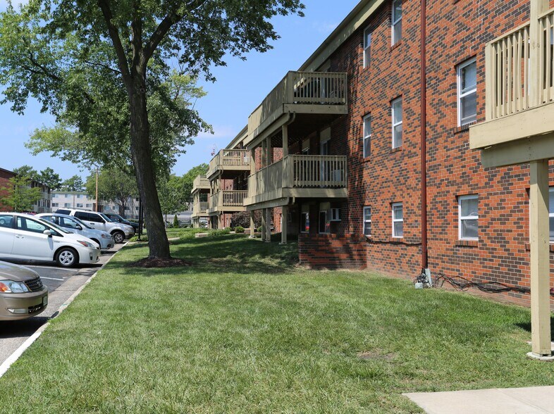 Ash Street Place Apartments 111A N Stadium Blvd Columbia MO 65203
