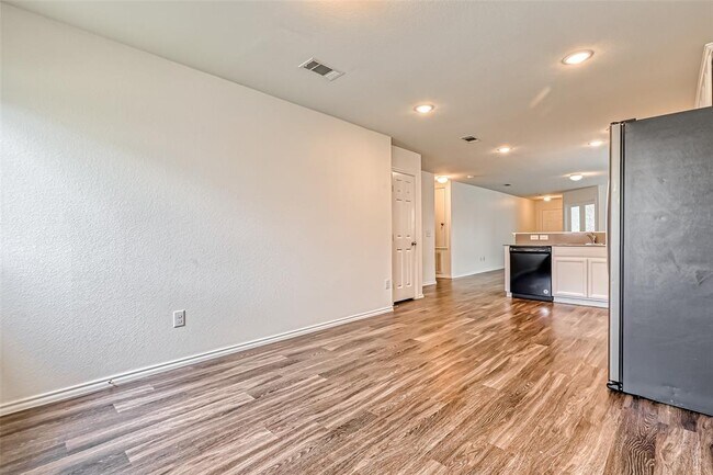 Building Photo - 2614 Lapwing Dr.