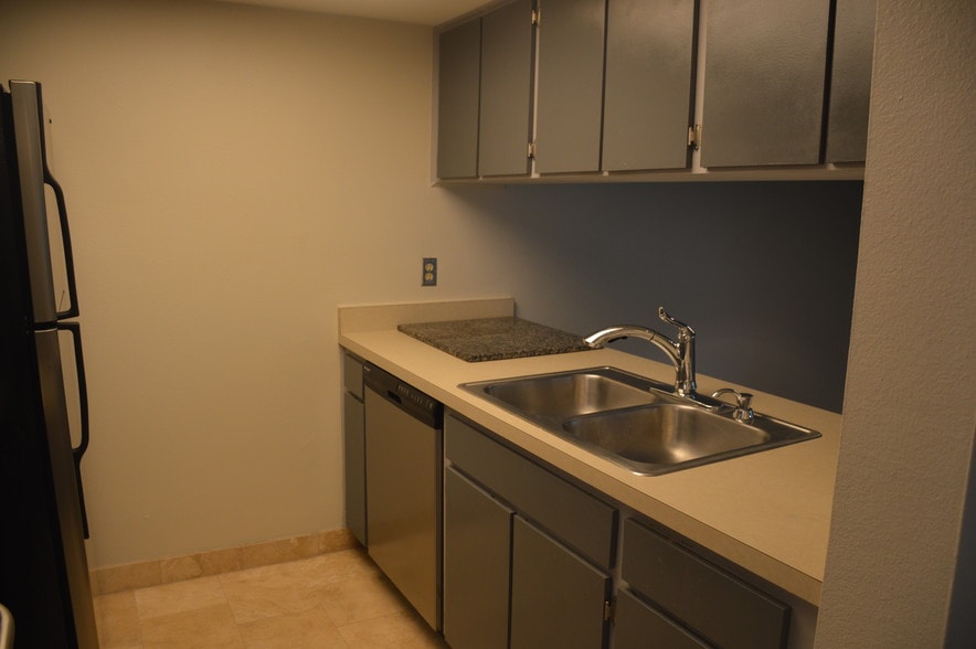 Building Photo - 3109 W Horatio St