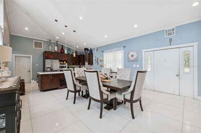 Building Photo - 4527 Redcoat Dr
