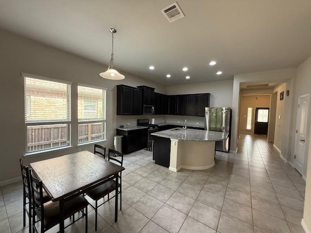 Building Photo - 505 Peregrine Way