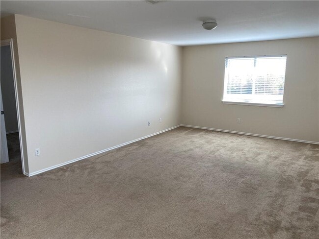 Building Photo - 804 Sherry Dr