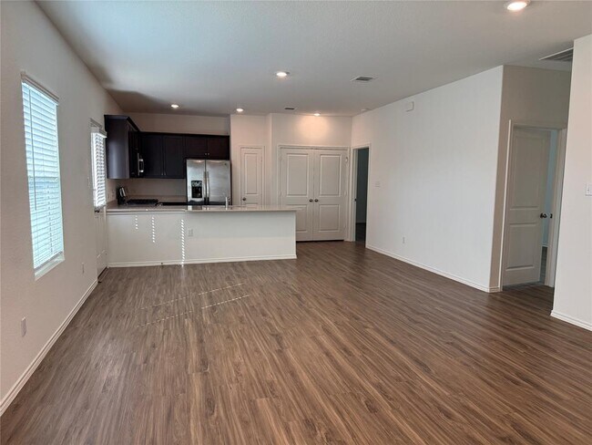 Building Photo - 905 Big Rocky Bend