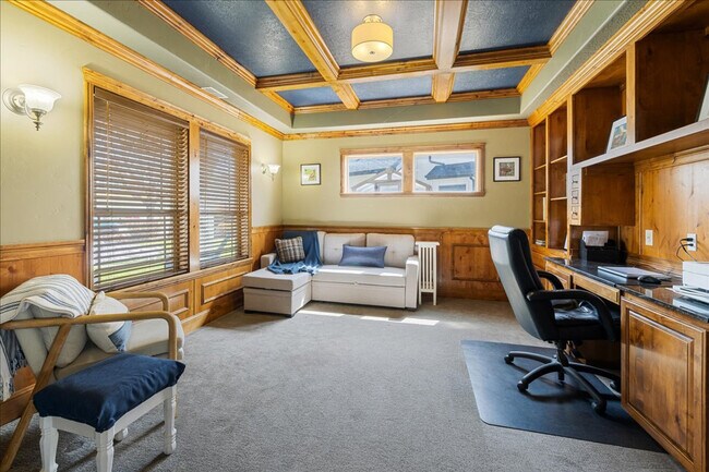 Building Photo - 2279 S Bear Claw Way