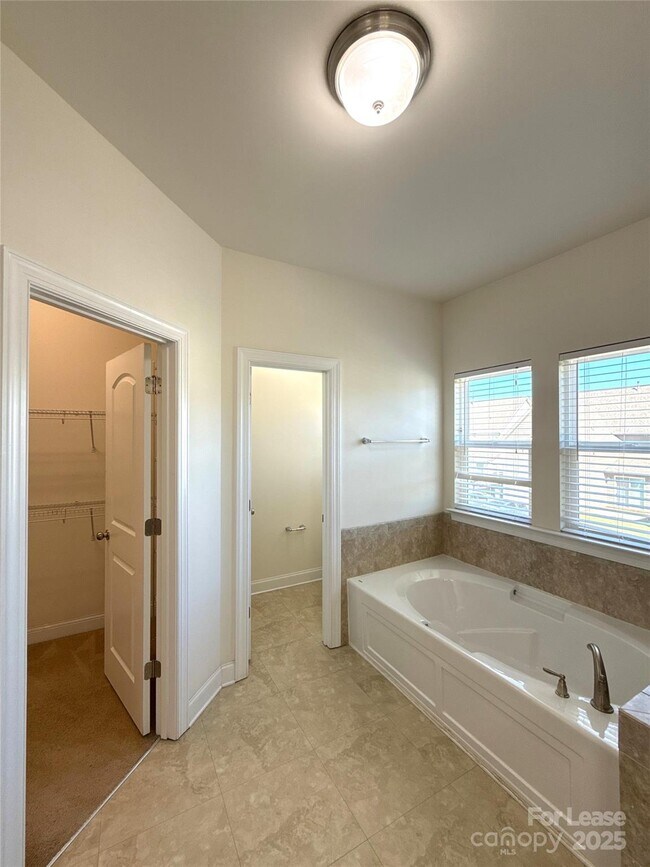 Building Photo - 3316 Christopher Jacob Ct