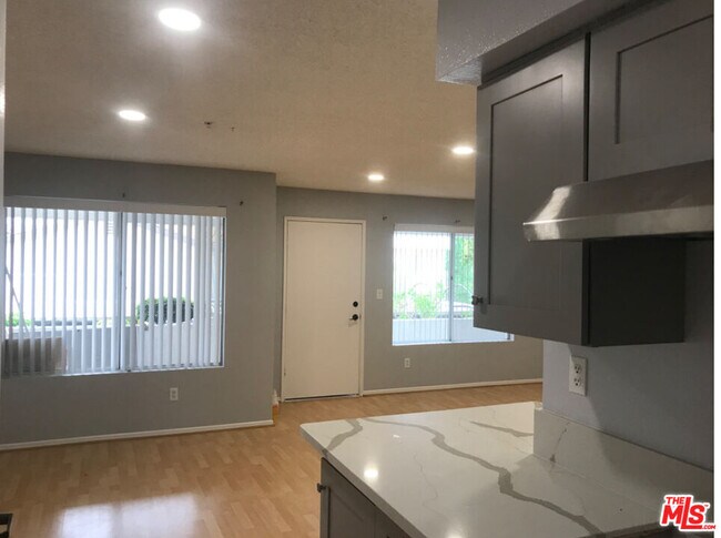 Building Photo - 10282 Tujunga Canyon Blvd